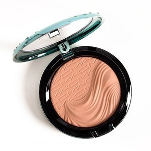 BNIB MAC Aphrodites Shell Extra Dimension Powder